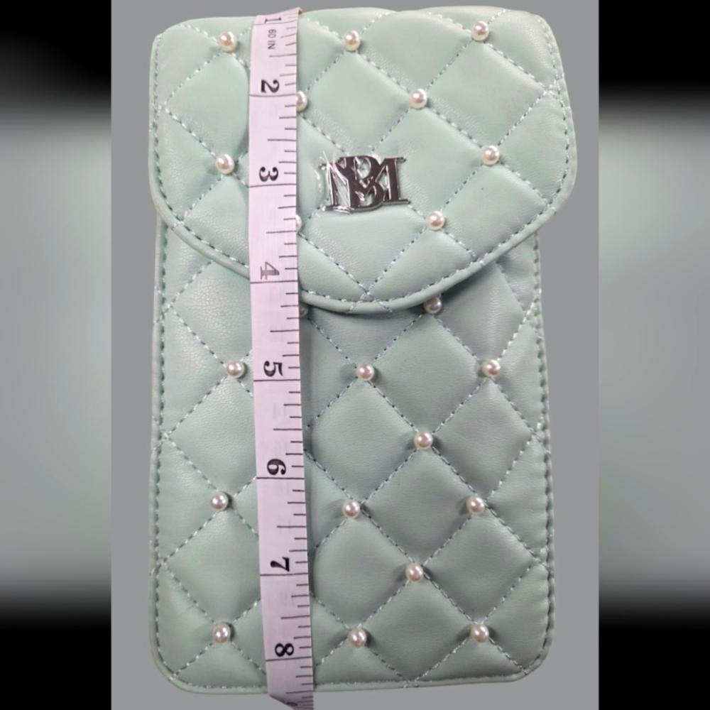 Badgley Mischka Green Quilted Crossbody Cellphone Bag with Chain Strap - Picture 8 of 8